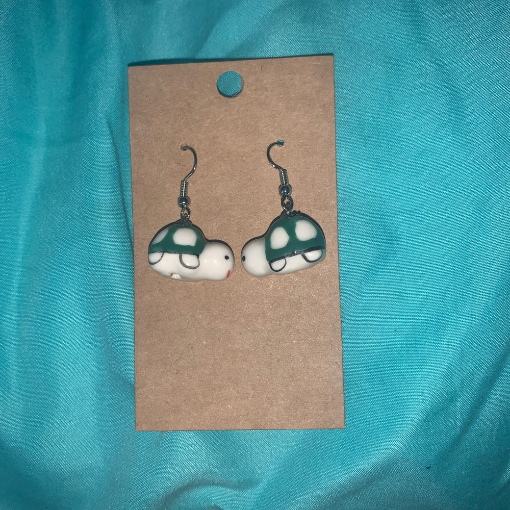 Turtle earrings 🐢